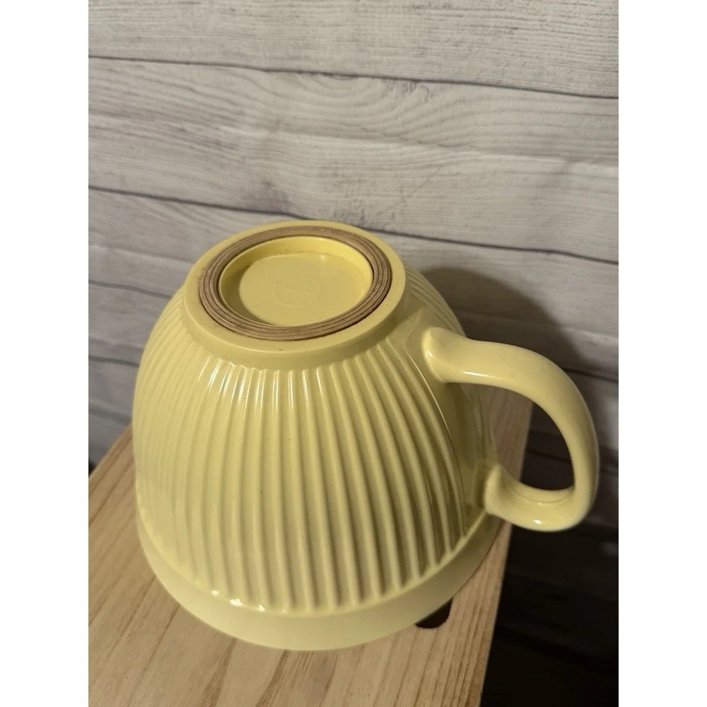 Norpro‎ Melamine 1017 Grip-EZ Mixing Bowl, 4 quart, Yellow, 3.8 liters